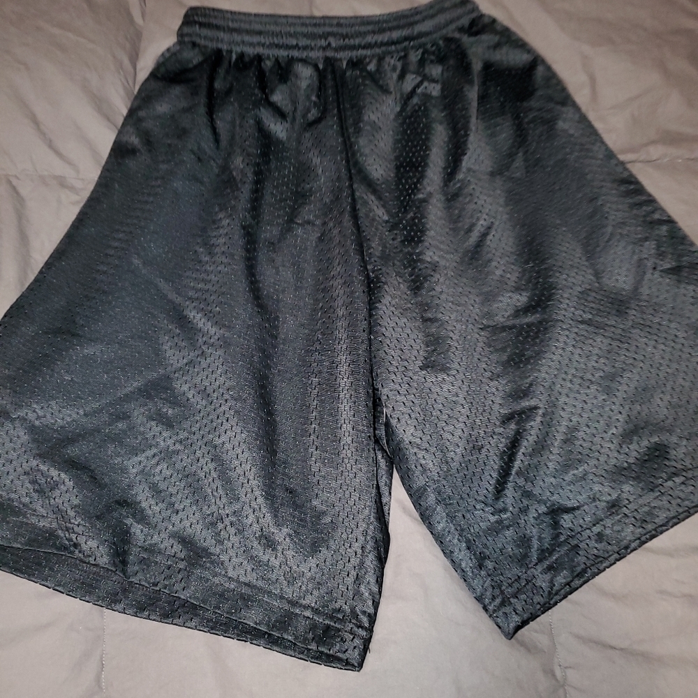 MEN'S basketball shorts